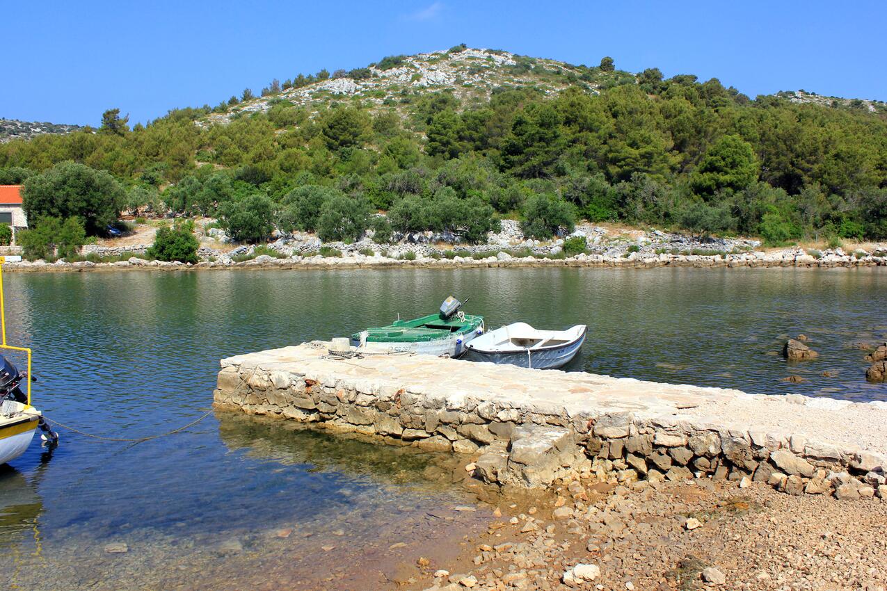 Nearest beach - Seaside secluded apartments Cove Magrovica - Telašćica, Dugi otok