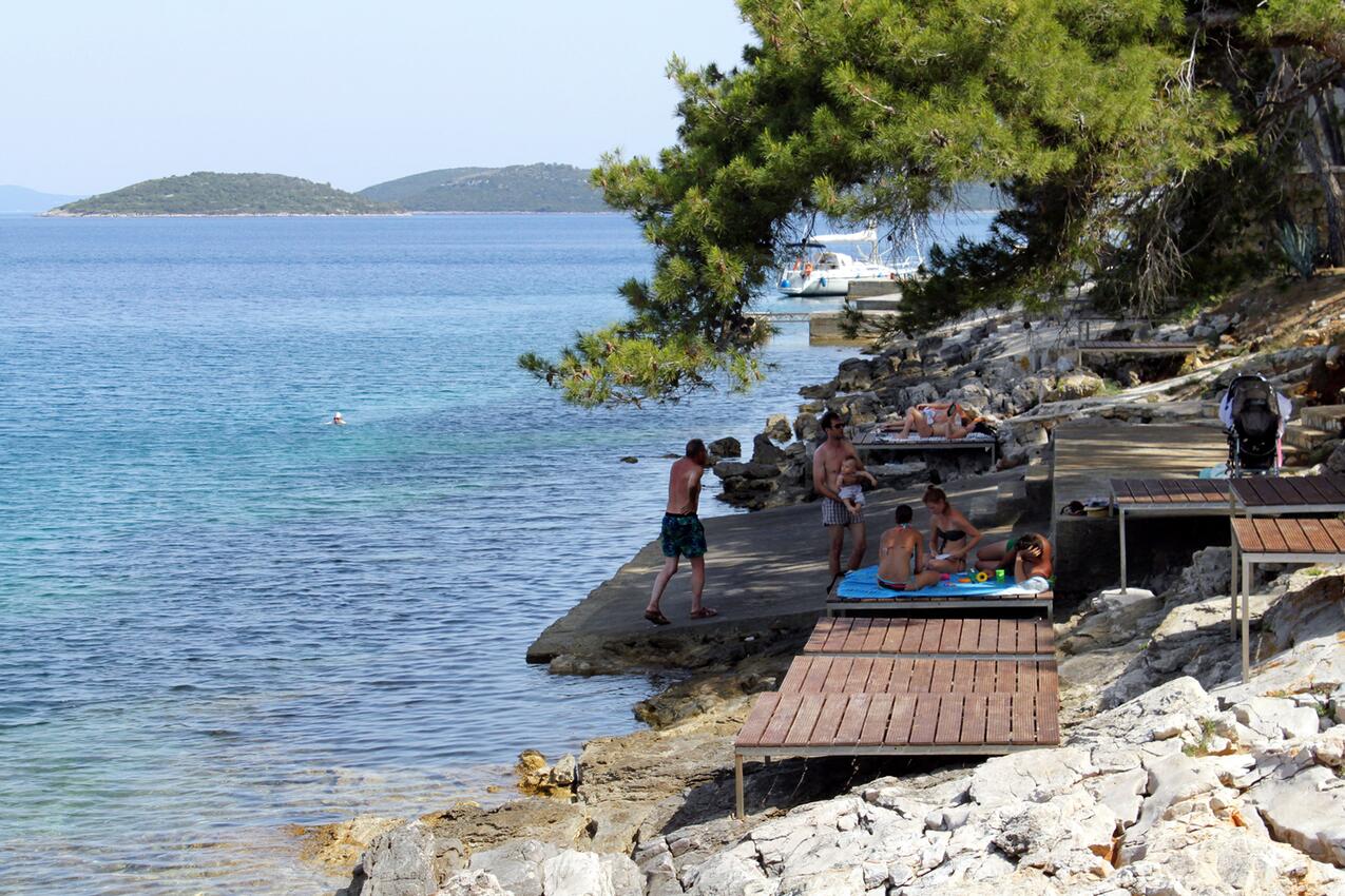 Nächster Strand - Ferienwohnungen mit Parkplatz Bozava, Dugi otok