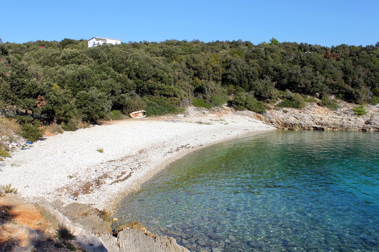 La spiaggia più vicina - Appartamenti con parcheggio Peruski, Marzana - Marčana
