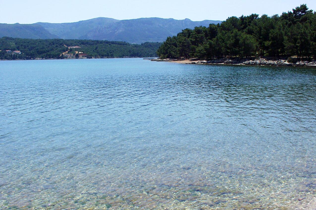 Najbližja plaža - Apartmaji ob morju Vrboska, Hvar