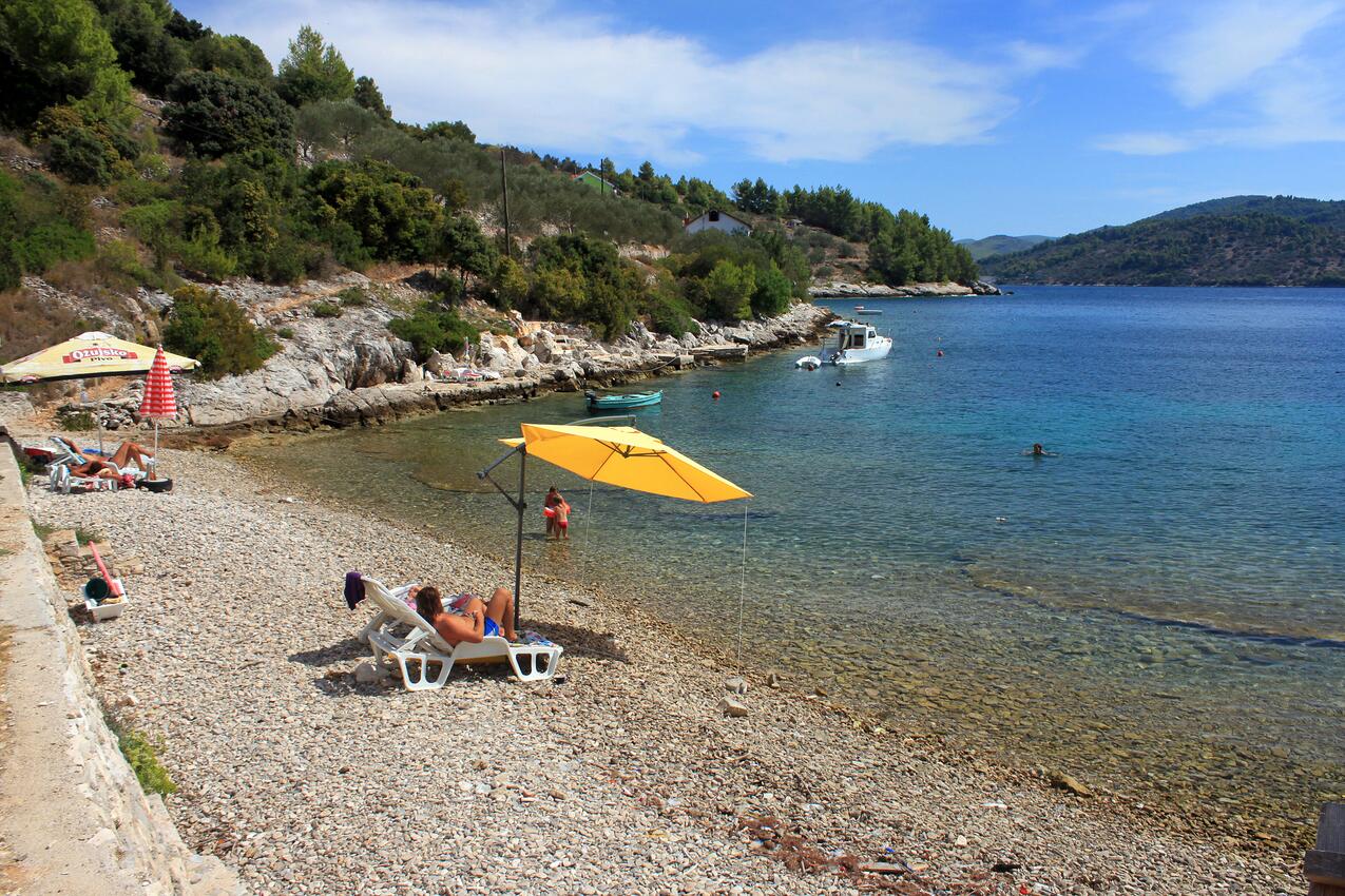 La spiaggia più vicina - Casa accanto al mare con piscina per famiglia Baia Mikulina Luka, Curzola - Korčula