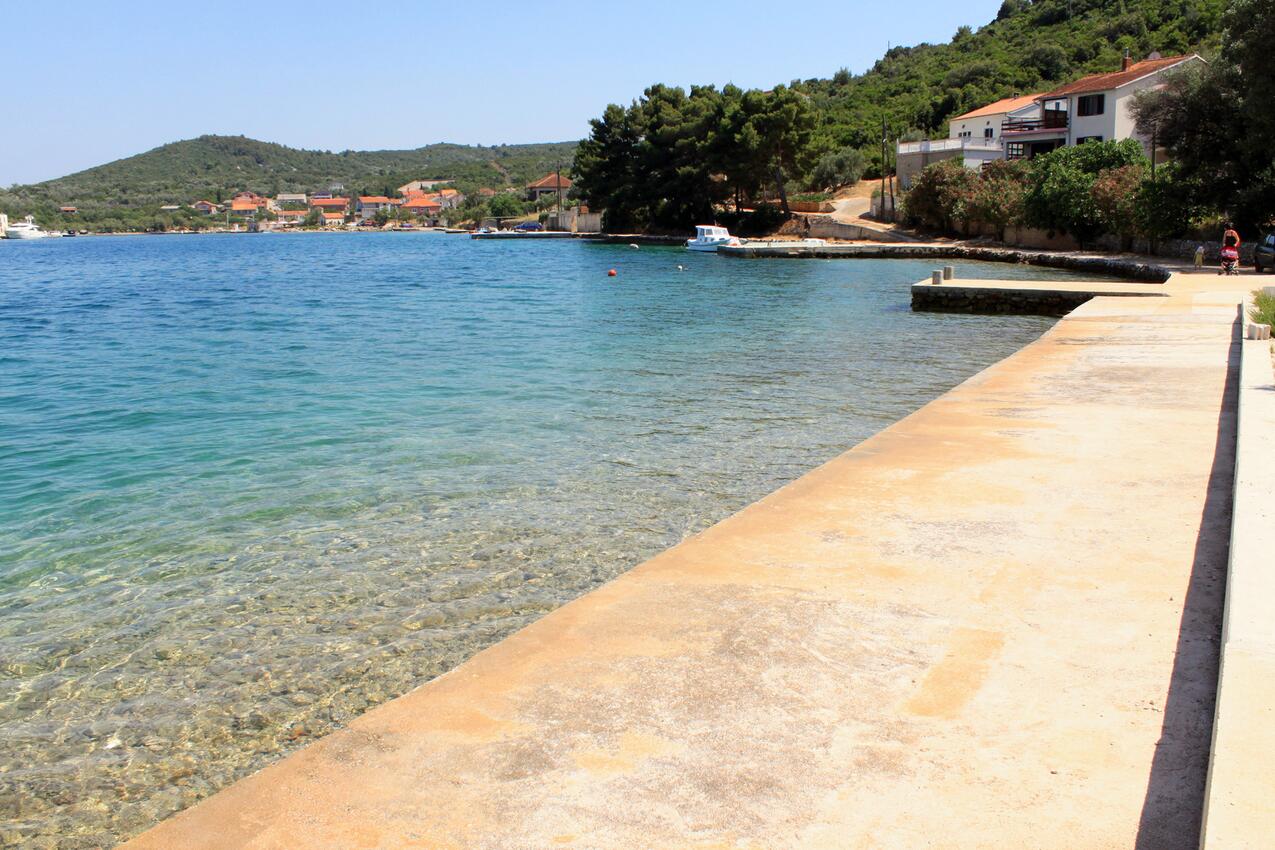 Legközelebbi strand - Apartmanok a tenger mellett Luka, Dugi otok