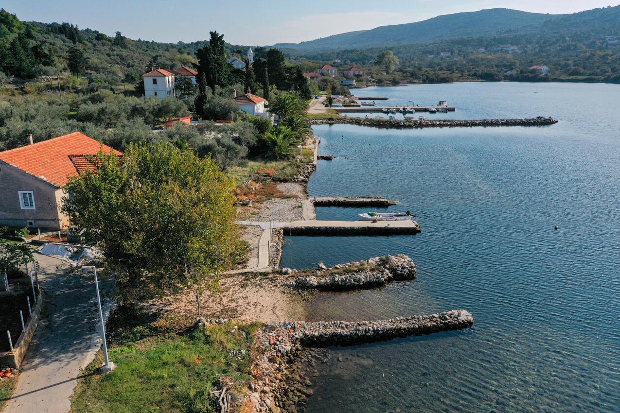 Nächster Strand - Ferienwohnungen mit Parkplatz Brbinj, Dugi otok