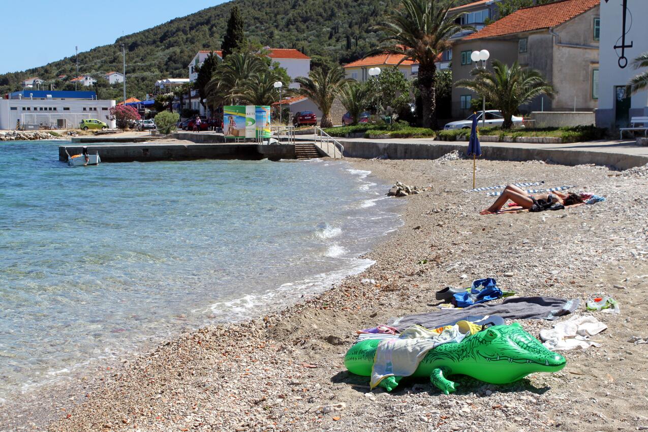 Nächster Strand - Ferienhaus am Meer Preko, Ugljan