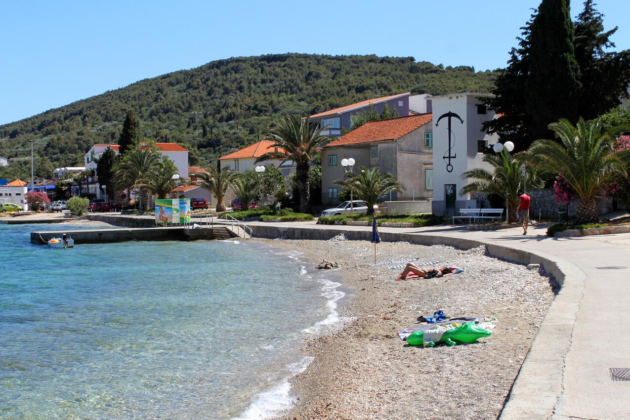 Nächster Strand - Ferienhaus am Meer Preko, Ugljan