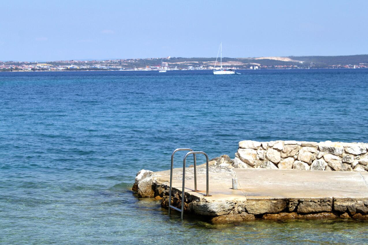Nächster Strand - Ferienwohnungen am Meer Poljana, Ugljan