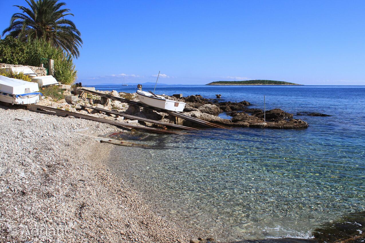 La spiaggia più vicina - Casa vacanze accanto al mare Milna, Lissa - Vis