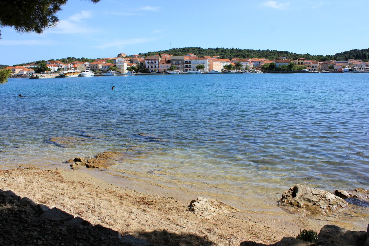 Najbliža plaža - Apartmani uz more Kukljica, Ugljan