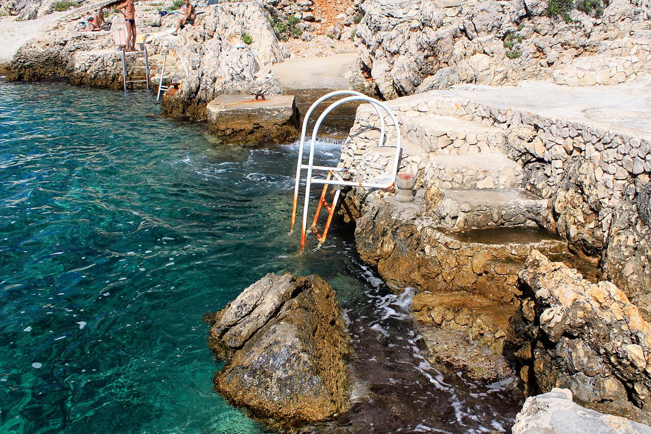 La spiaggia più vicina - Casa con piscina accanto al mare Razanj, Rogosnizza - Rogoznica