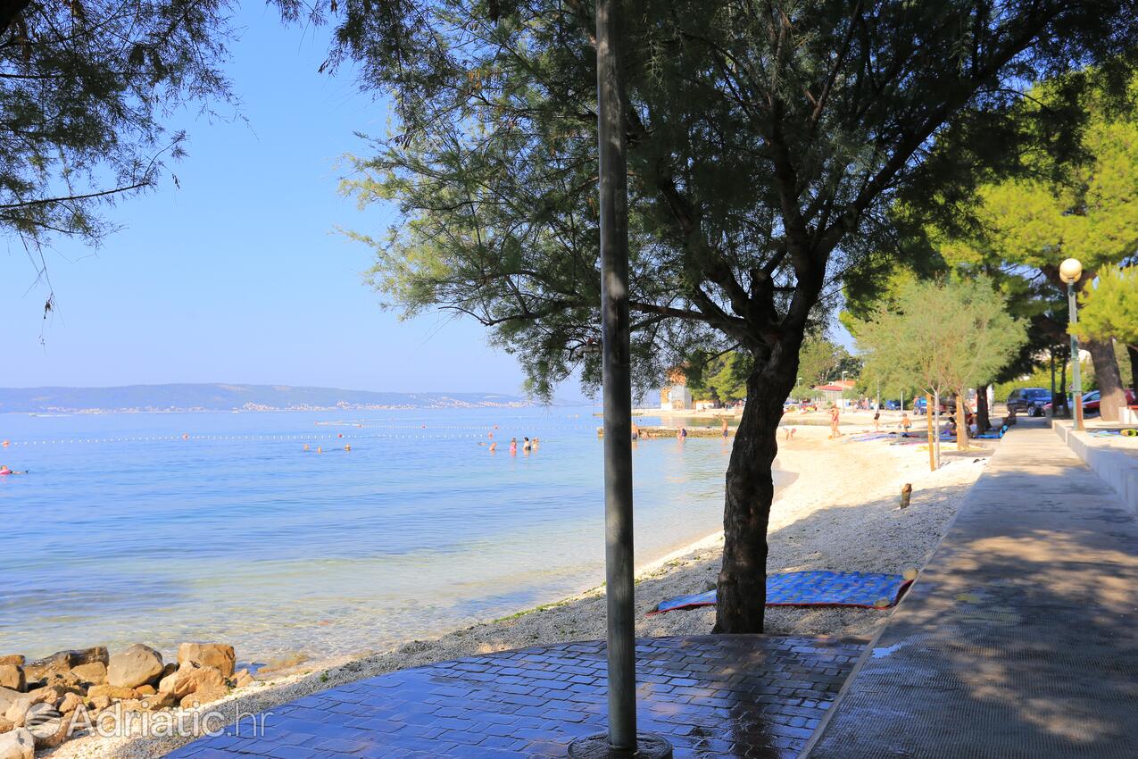 Nächster Strand - Ferienwohnungen mit Parkplatz Kastel Kambelovac, Kastela