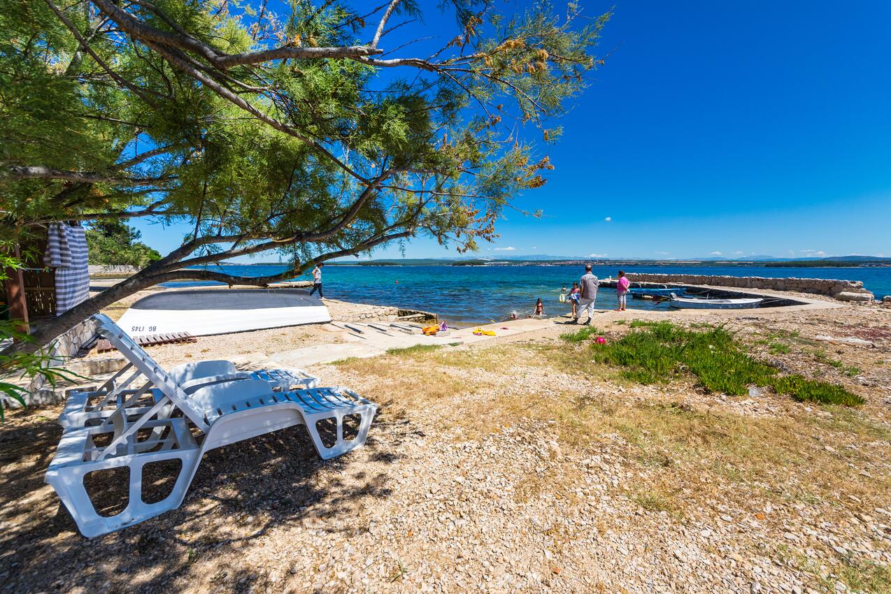 La spiaggia più vicina - Appartamenti accanto al mare Tuconio - Tkon, Pasman