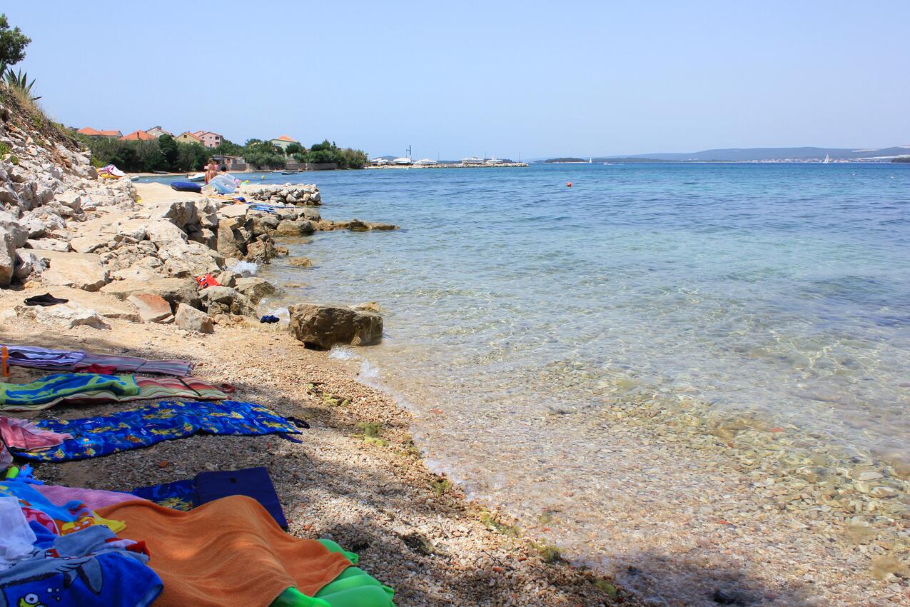 La spiaggia più vicina - Appartamenti accanto al mare Tuconio - Tkon, Pasman