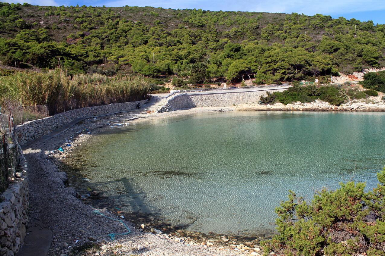 La spiaggia più vicina - Appartamenti accanto al mare Milna, Lissa - Vis