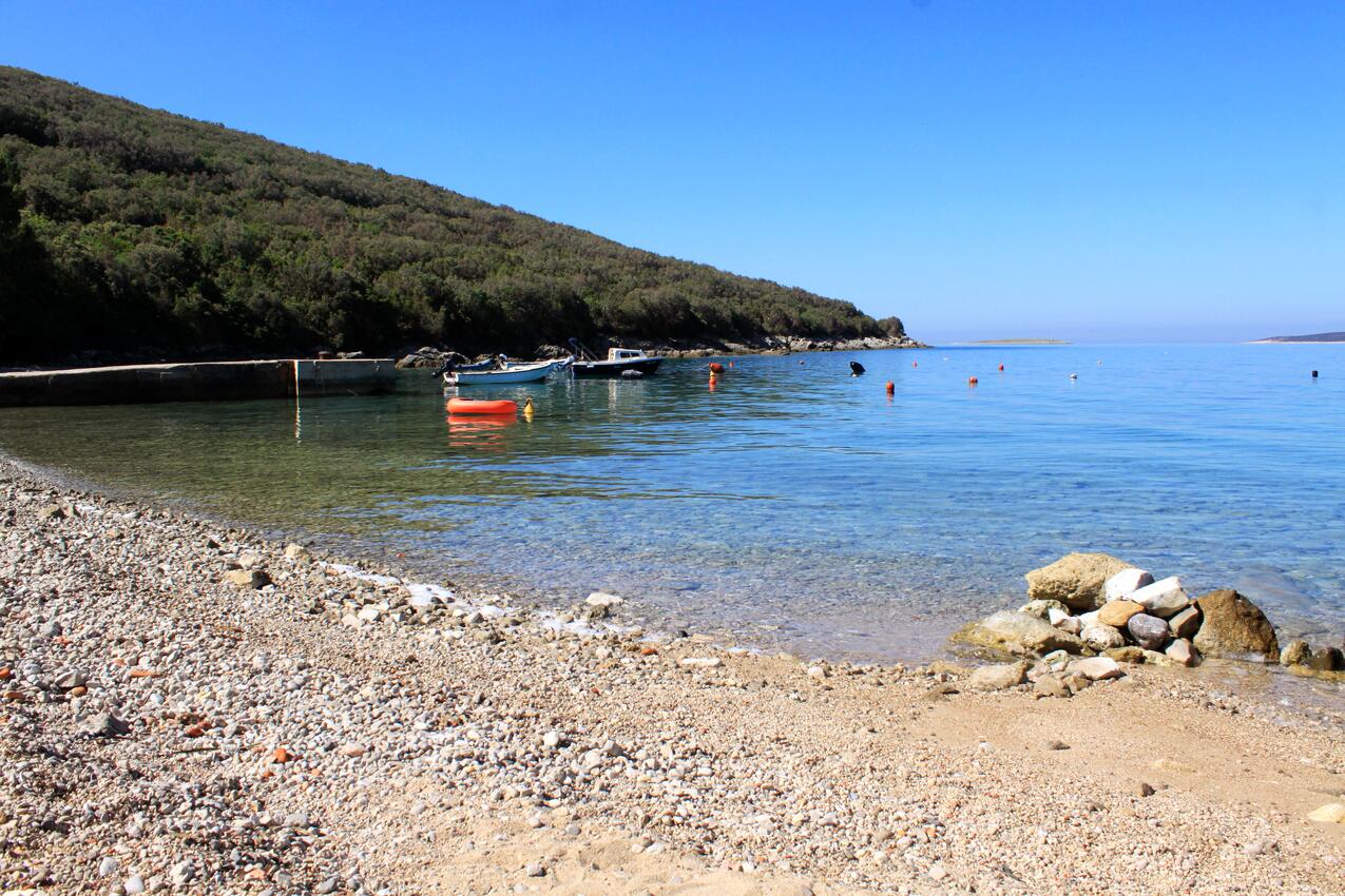 Den närmaste badstranden - Lägenheter med internet Stivan, Cres