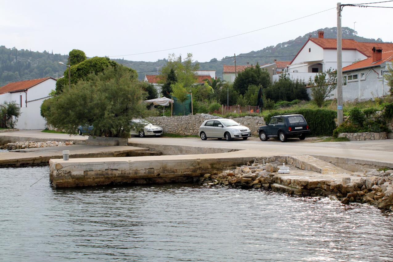La spiaggia più vicina - Appartamenti accanto al mare Oltre - Preko, Ugliano - Ugljan