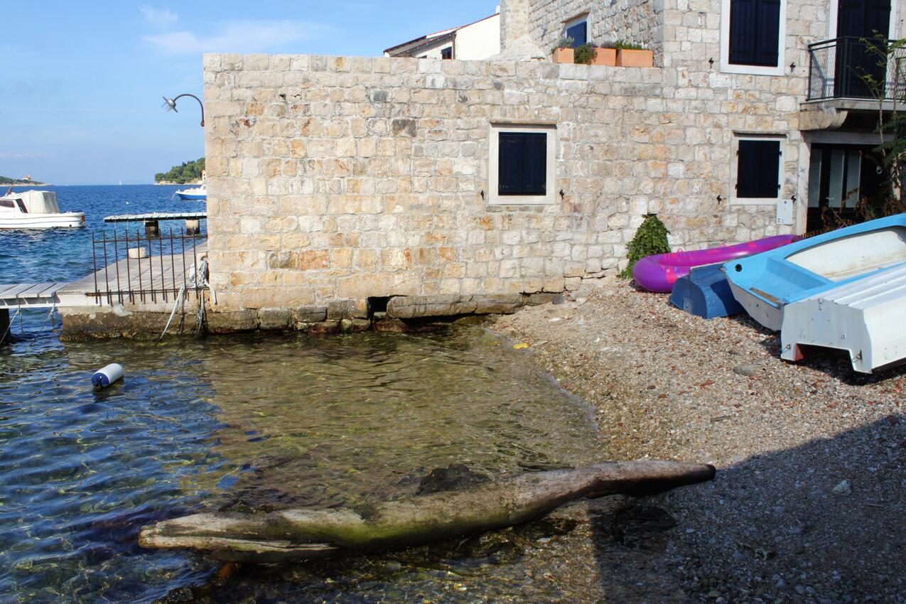 La plage la plus proche - Appartements près de la mer Vis