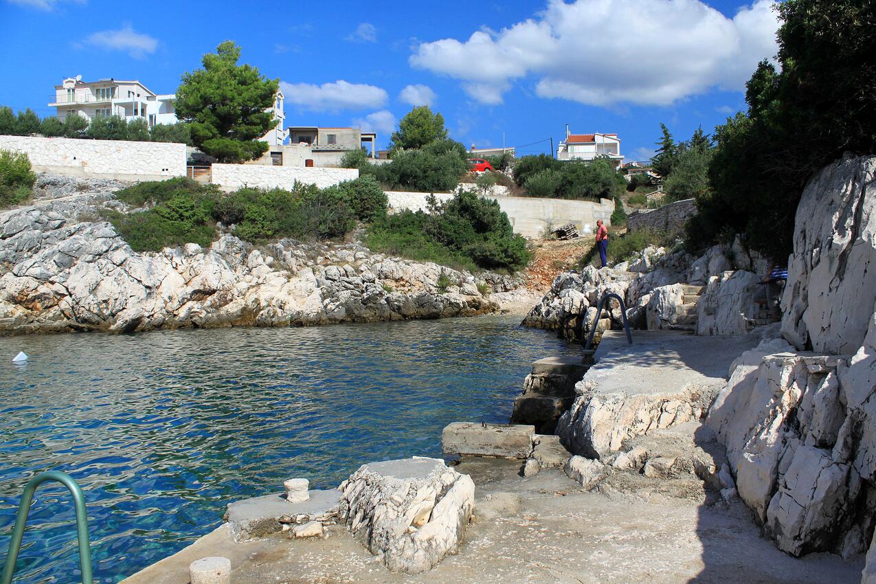 Nächster Strand - Ferienwohnungen am Meer Razanj, Rogoznica