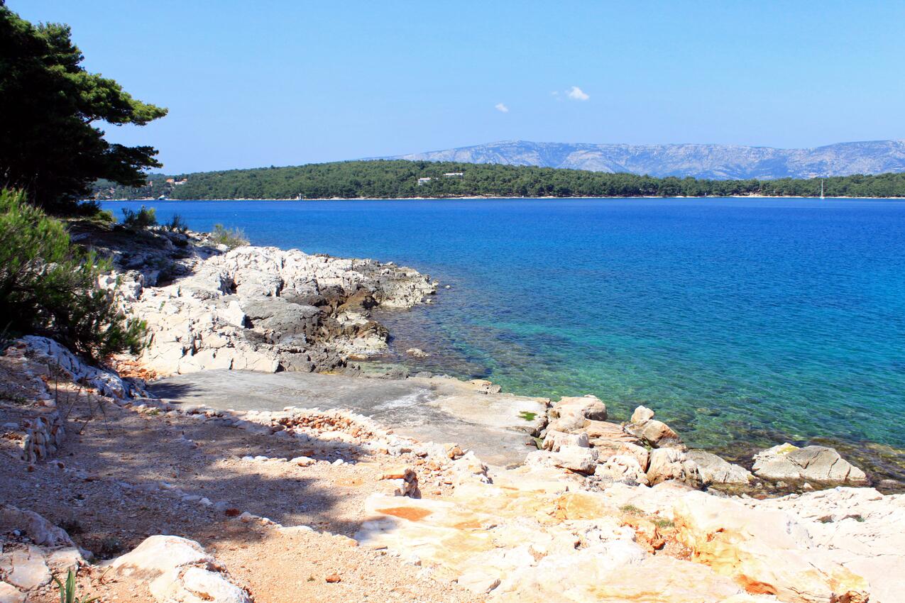 Nächster Strand - Ferienwohnungen am Meer Jelsa, Hvar