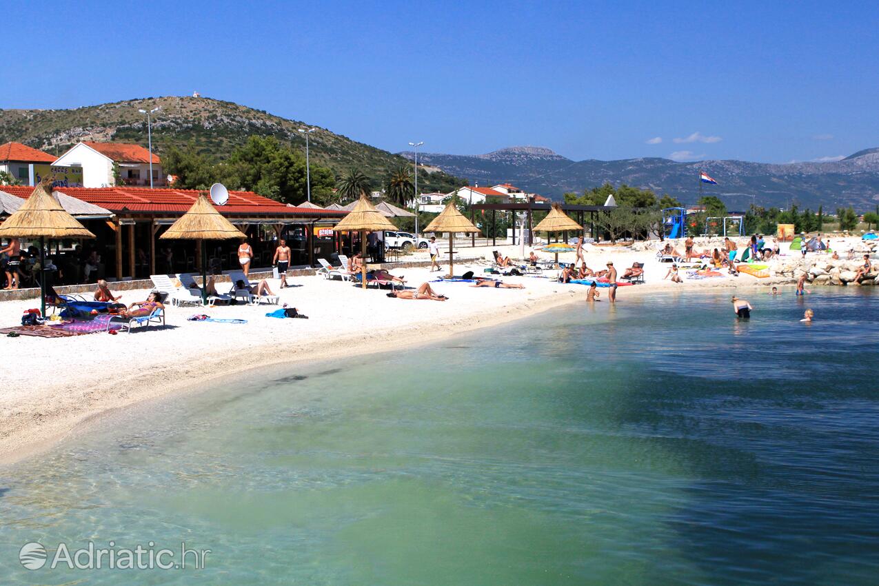 Nearest beach - Family friendly apartments with a swimming pool Trogir
