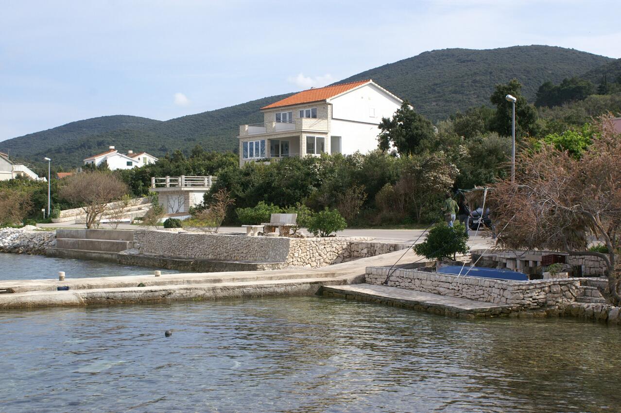 Nearest beach - Apartments by the sea Kneža, Korčula
