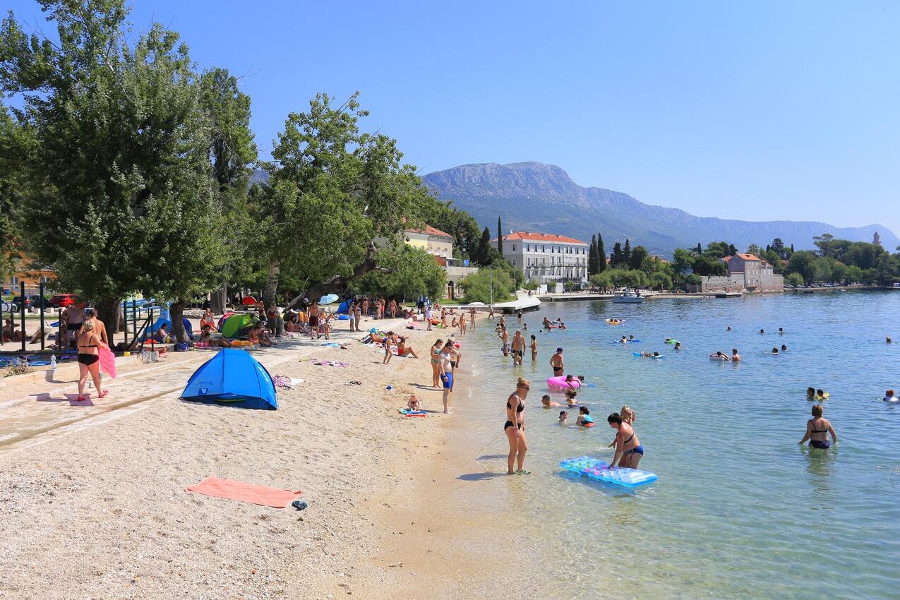 Nächster Strand - Ferienhaus mit Parkplatz Kastel Luksic, Kastela