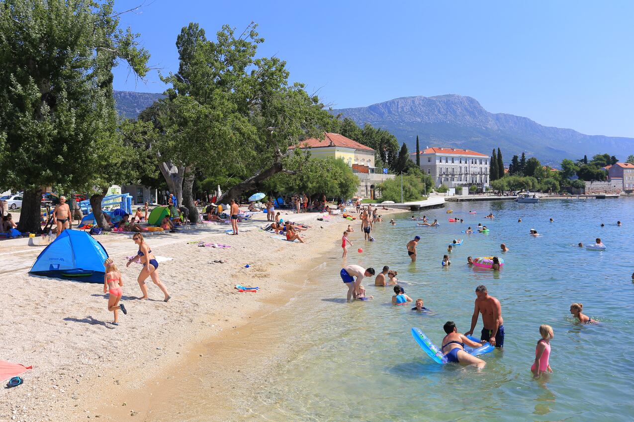 Nächster Strand - Ferienhaus mit Parkplatz Kastel Luksic, Kastela