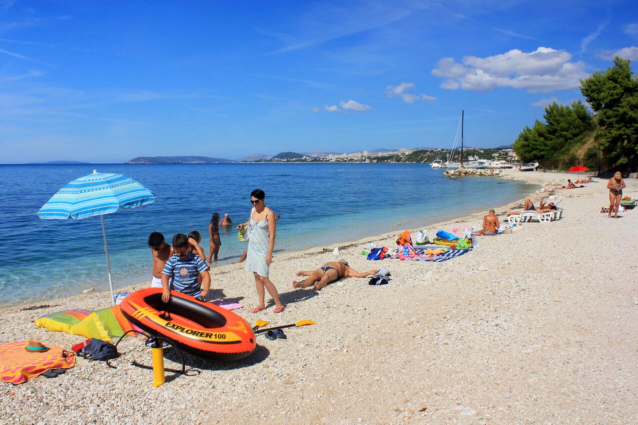 Nearest beach - Apartments by the sea Podstrana, Split