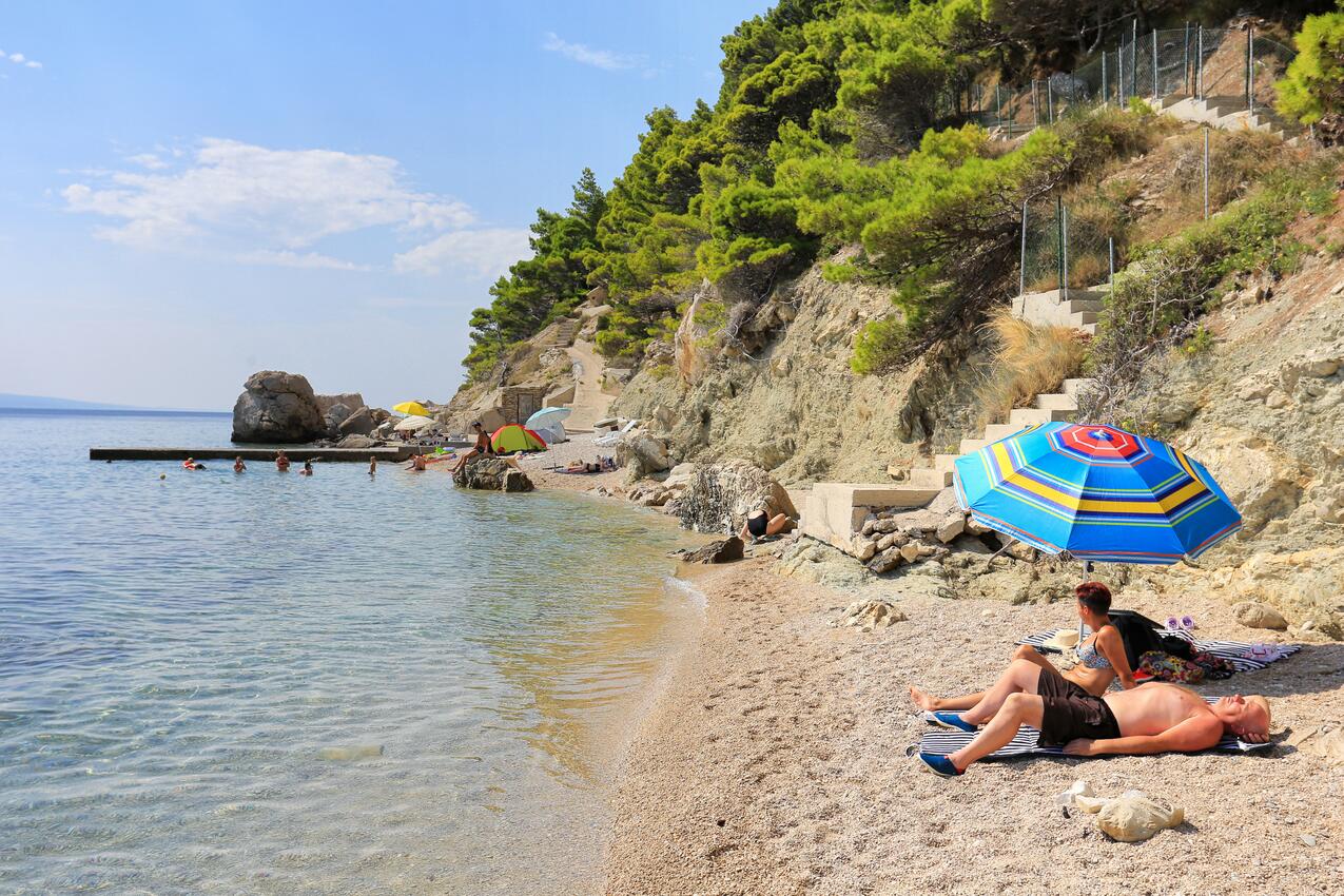 La spiaggia più vicina - Appartamenti accanto al mare Marussici - Marušići, Almissa - Omiš