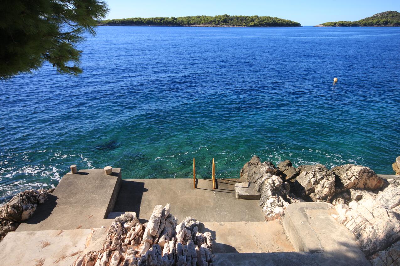 Nächster Strand - Ferienwohnungen am Meer Prizba, Korcula