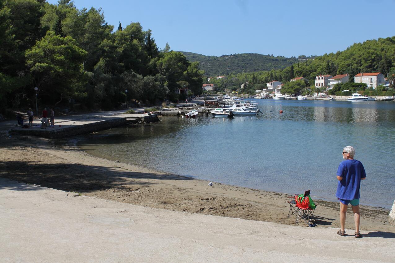 Nearest beach - Holiday house with a parking space Korčula