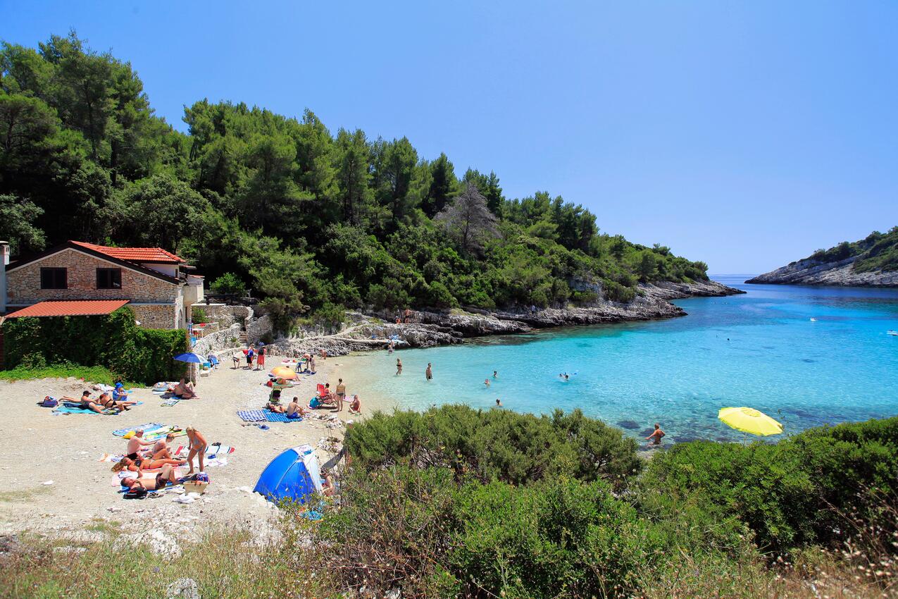 La spiaggia più vicina - Appartamenti con parcheggio Zavalatica, Curzola - Korčula