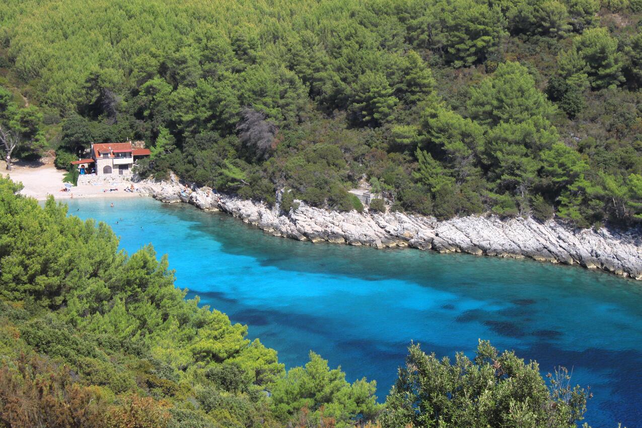 Najbliža plaža - Apartmani s parkingom Zavalatica, Korčula