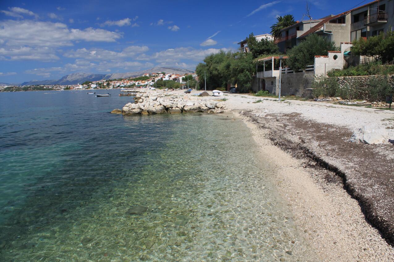 Najbliža plaža - Apartmani s parkingom Podstrana, Split