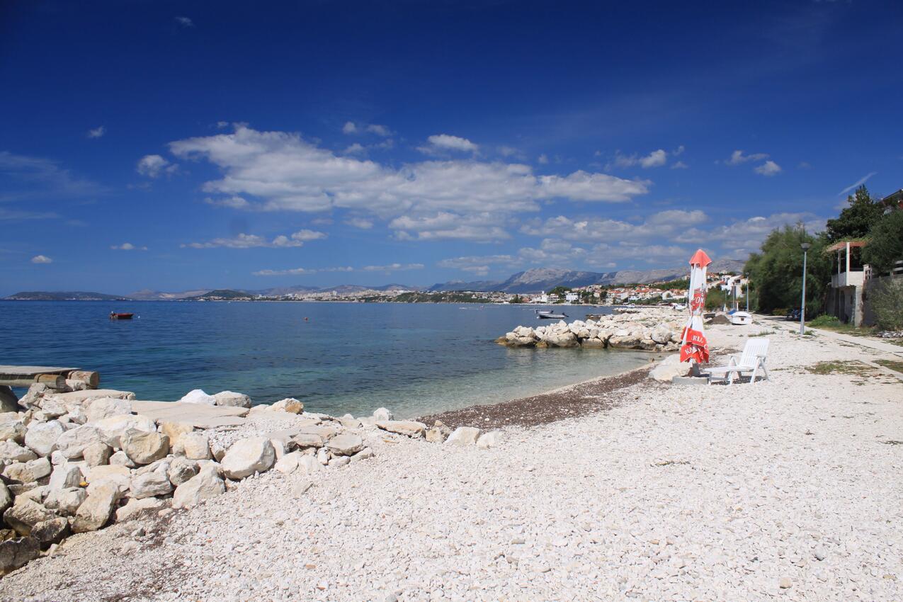Najbliža plaža - Apartmani s parkingom Podstrana, Split
