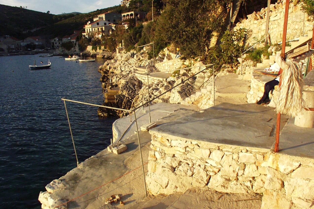 Nächster Strand - Ferienwohnungen am Meer Zavalatica, Korcula