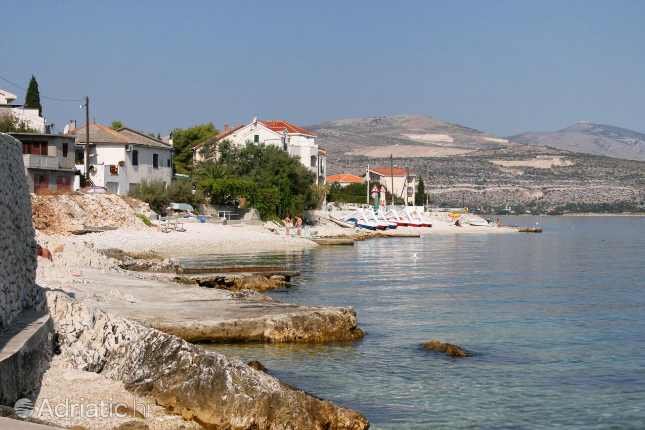 Nearest beach - Apartments by the sea Arbanija, Čiovo