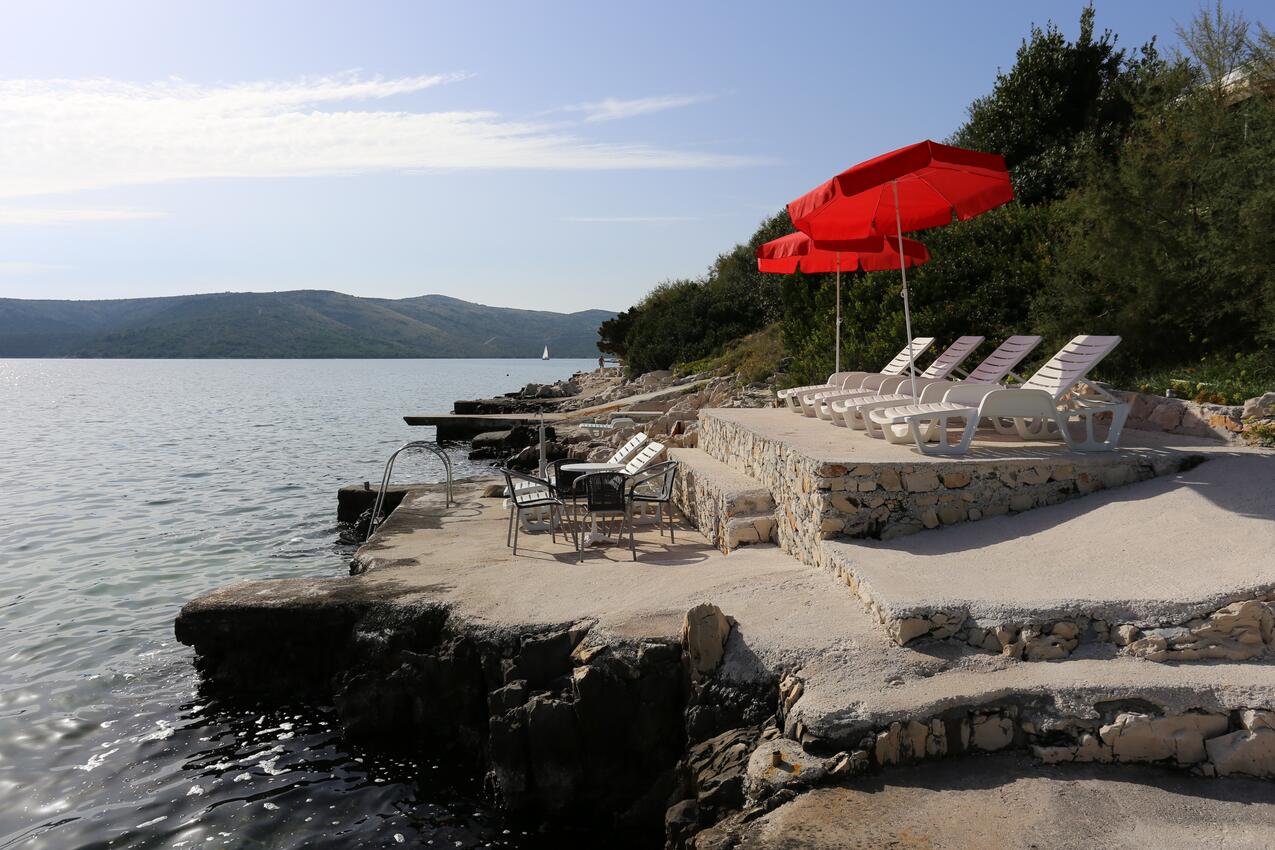 Nearest beach - Seaside family friendly house with a swimming pool Seget Vranjica, Trogir