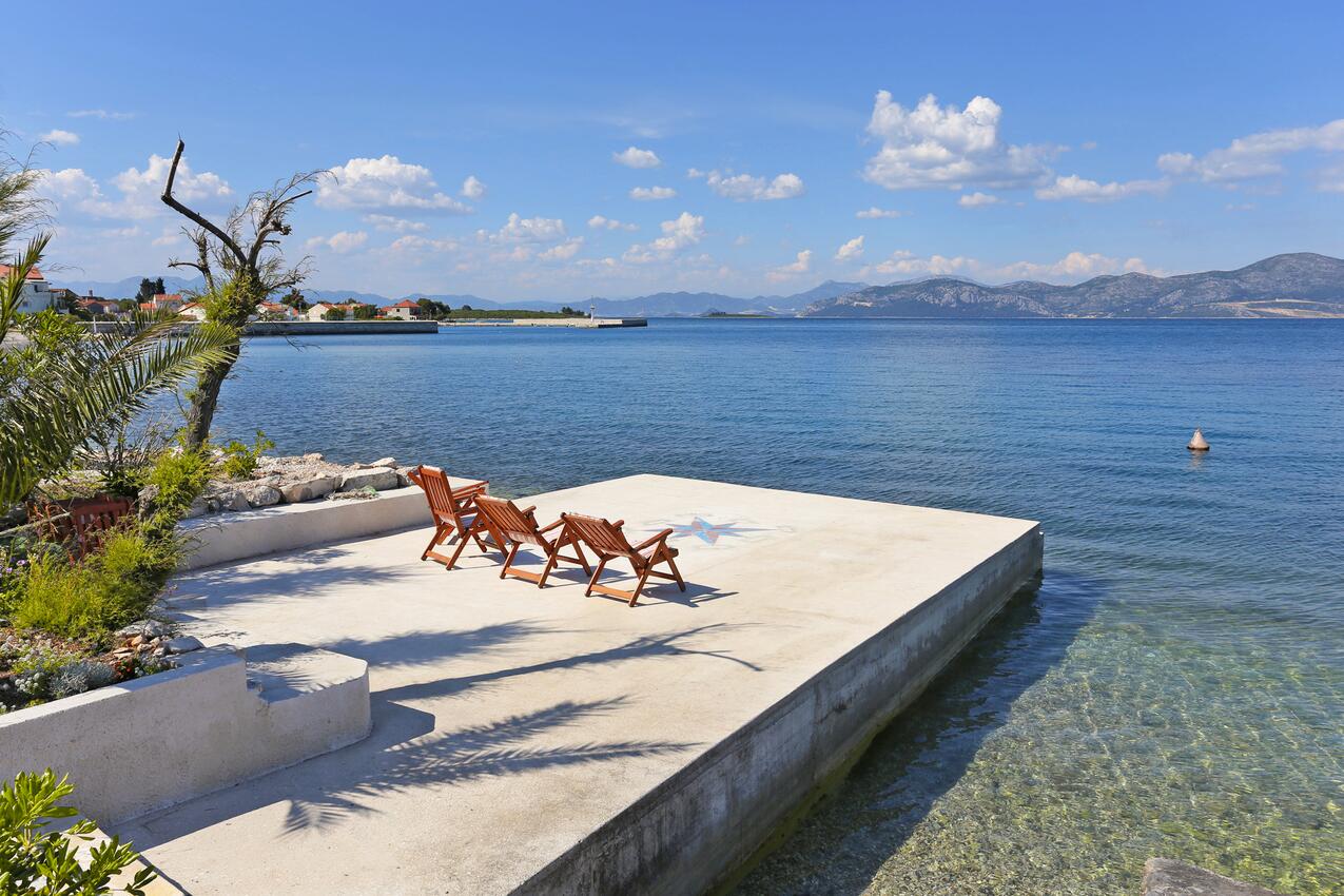 Najbliža plaža - Apartmani uz more Drače, Pelješac