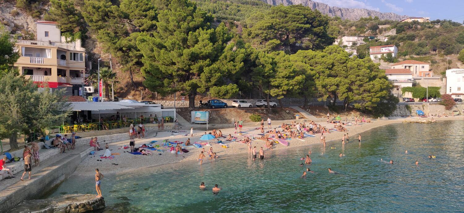 La spiaggia più vicina - Appartamenti accanto al mare Crilo Gessenizze - Krilo Jesenice, Almissa - Omiš