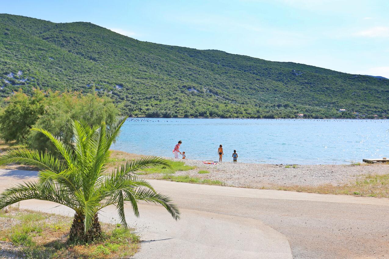 Nächster Strand - Ferienwohnungen am Meer Brijesta, Peljesac