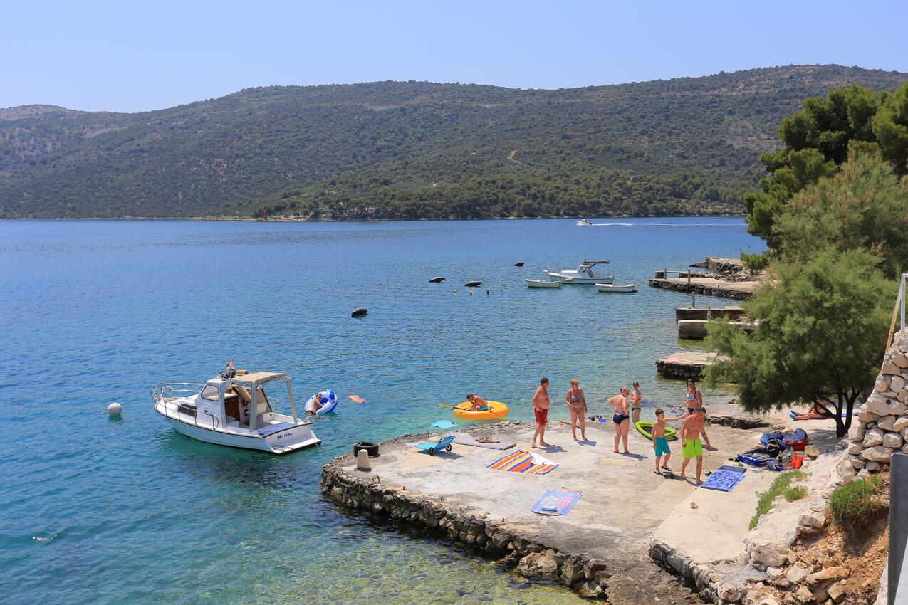 La spiaggia più vicina - Appartamenti accanto al mare Poljica, Traù - Trogir