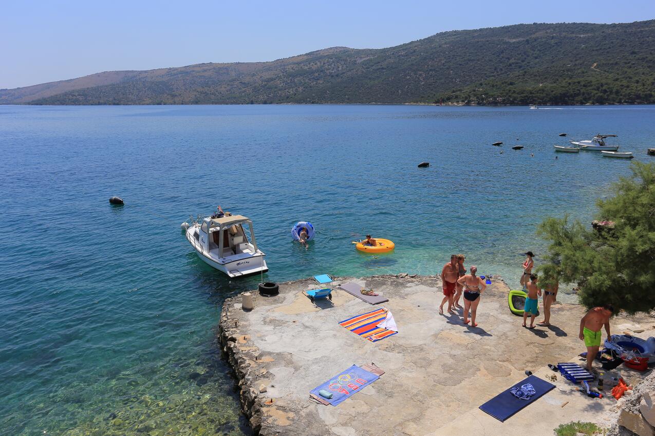La spiaggia più vicina - Appartamenti accanto al mare Poljica, Traù - Trogir