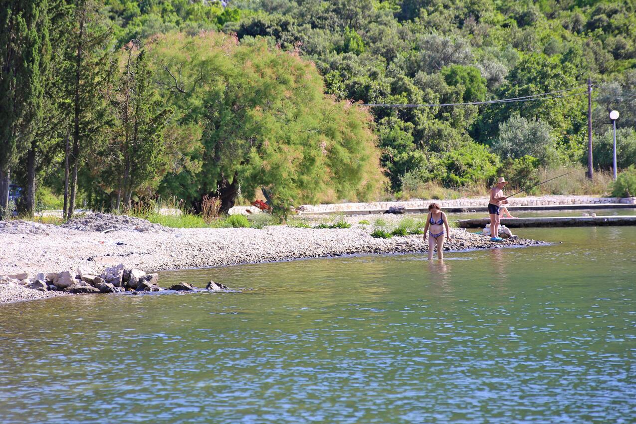 Nächster Strand - Ferienhaus mit Parkplatz Brijesta, Peljesac