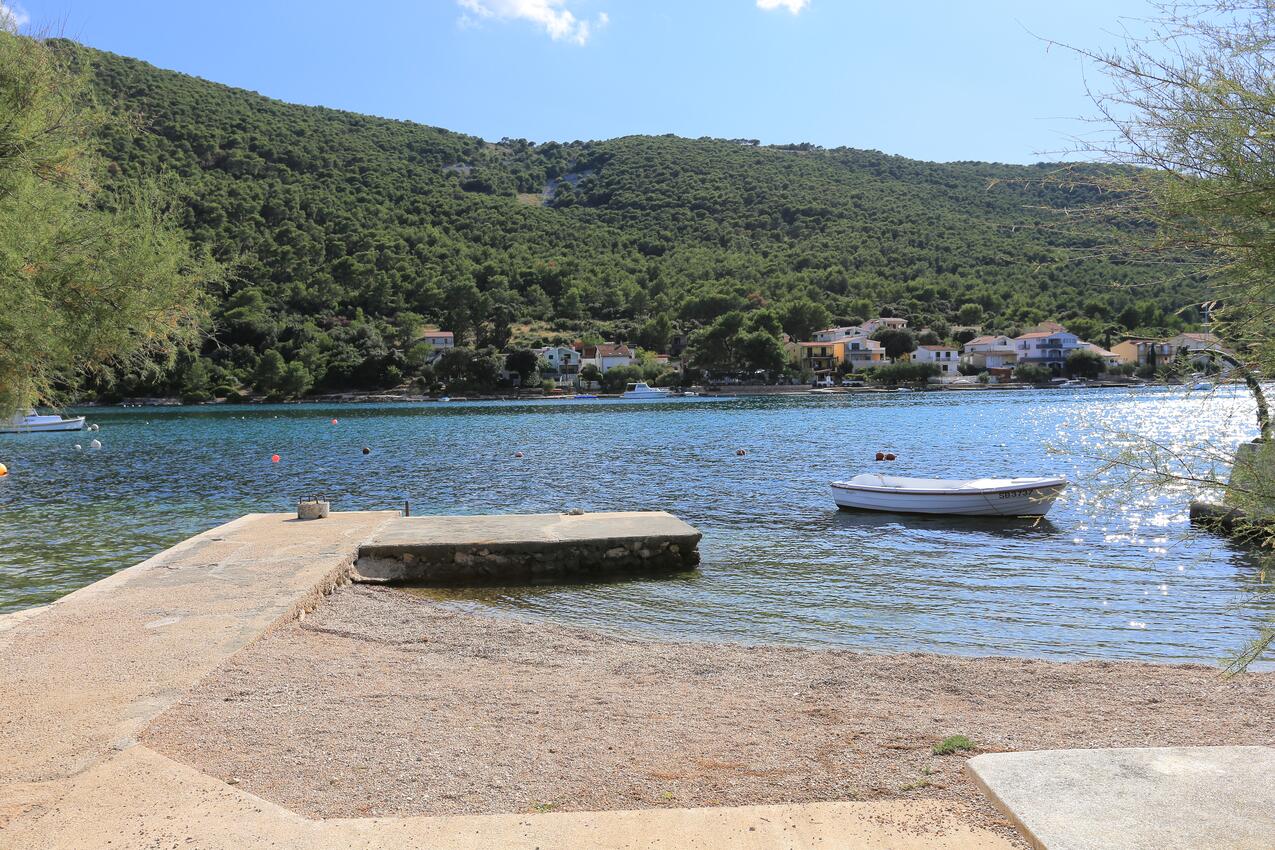 La spiaggia più vicina - Appartamenti accanto al mare Grebastica, Sebenico - Šibenik