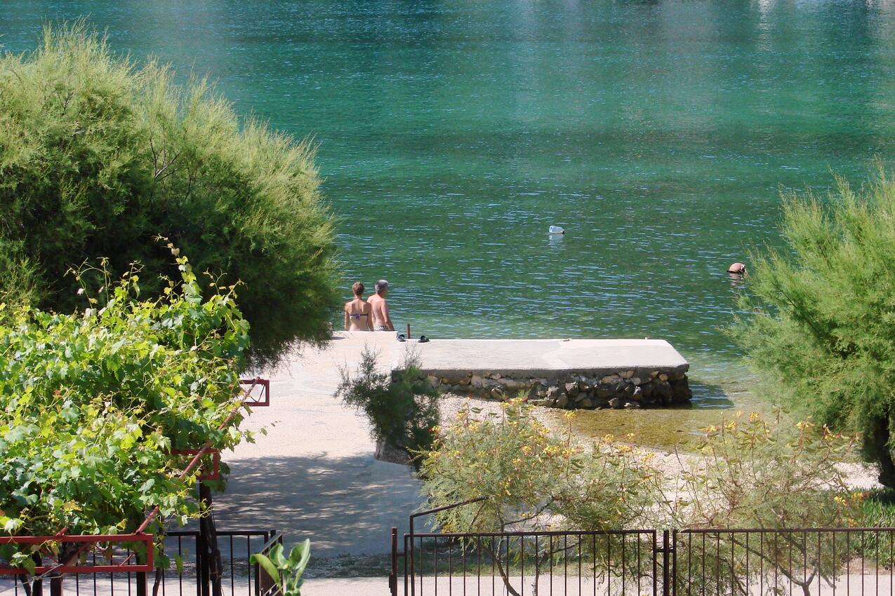 La spiaggia più vicina - Appartamenti accanto al mare Grebastica, Sebenico - Šibenik