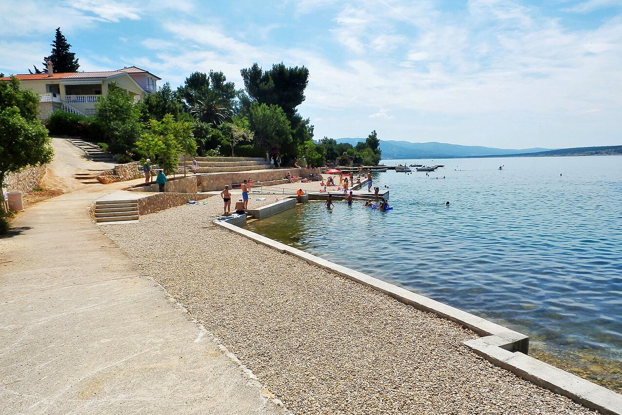 La spiaggia più vicina - Appartamenti con parcheggio Maslenica, Novigrad