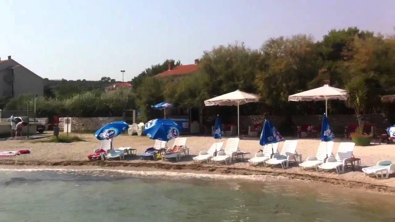 Nächster Strand - Ferienhaus mit Parkplatz Kastel Stafilic, Kastela