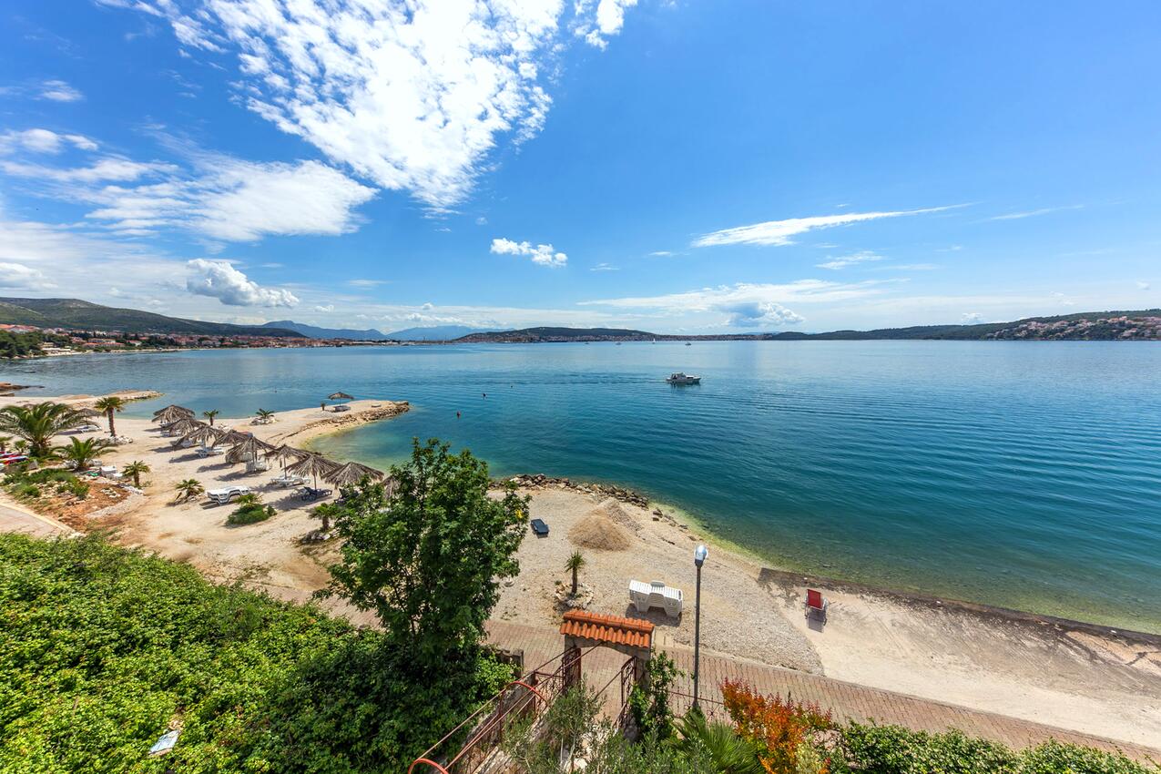 La spiaggia più vicina - Appartamenti con parcheggio Seget Donji, Traù - Trogir