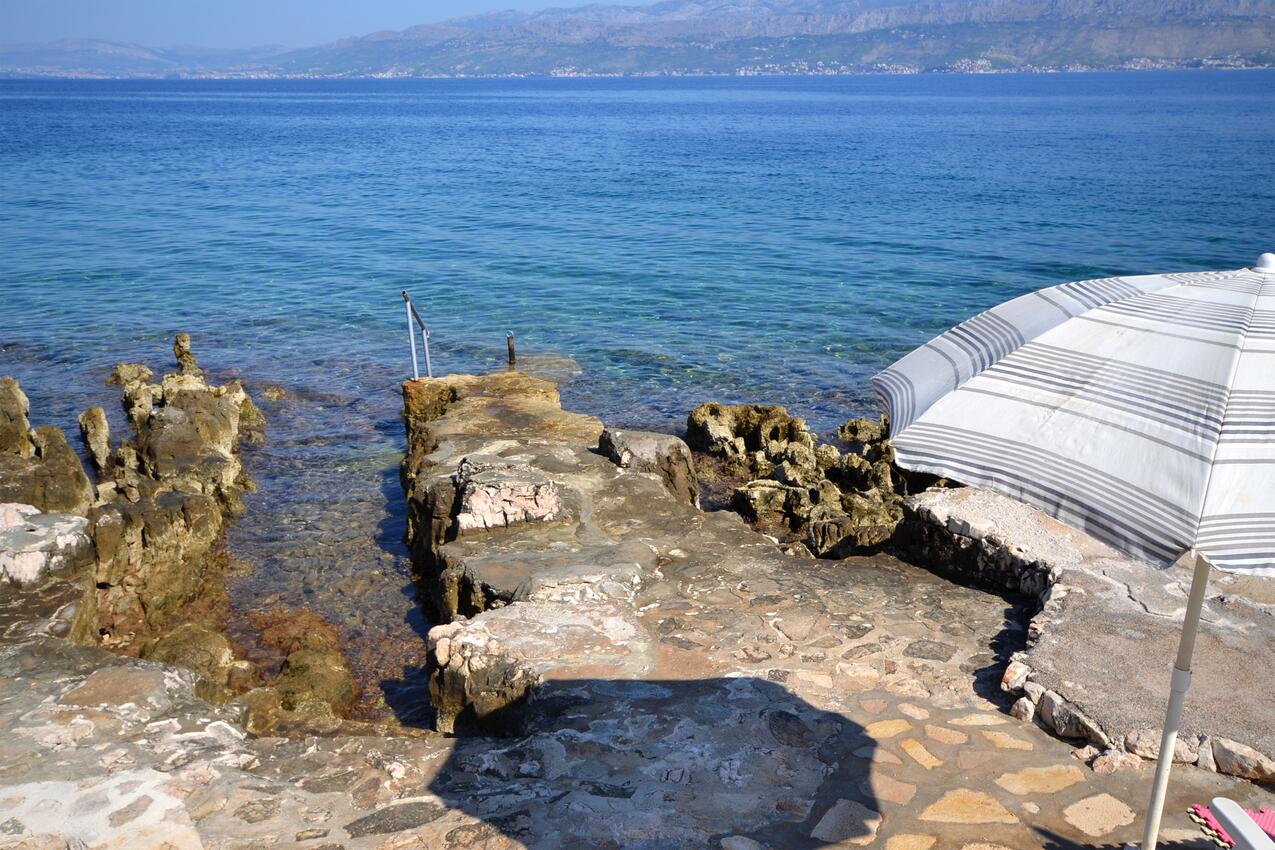 La spiaggia più vicina - Appartamenti accanto al mare Splitska, Brazza - Brač