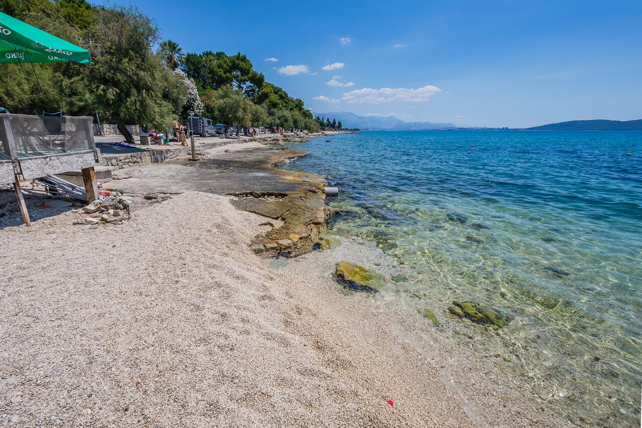 La spiaggia più vicina - Appartamenti accanto al mare Kastel Stari, Castelli - Kaštela